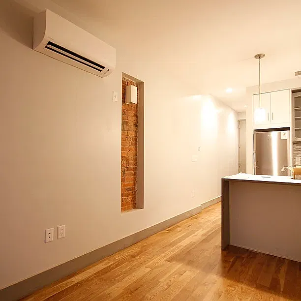 1000 Fulton Street — Photo 1