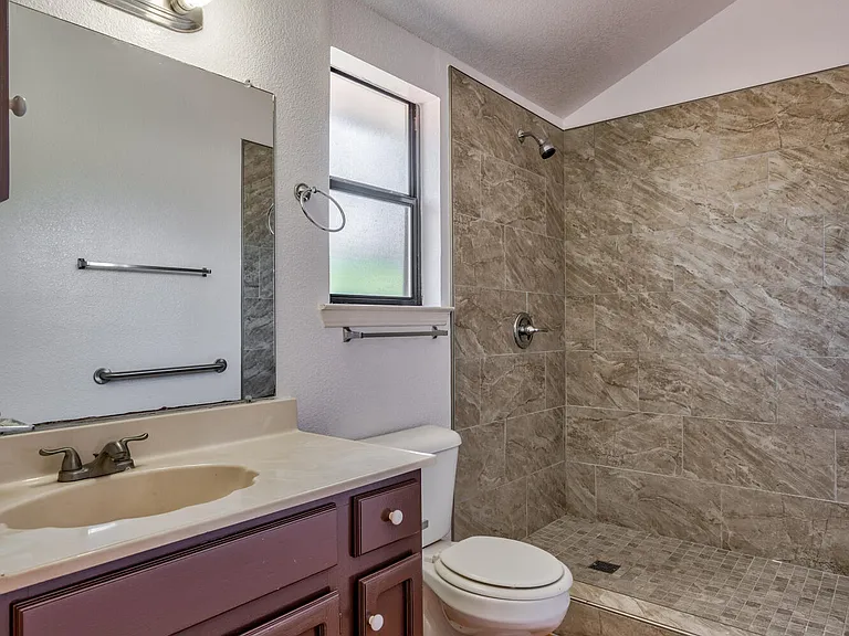 7324 Canyon Run Dr — Photo 6