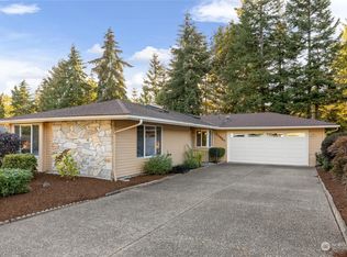 24807 11th Ave S, Des Moines, WA 98198