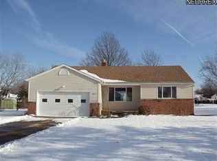 767 Cheriton Dr, Highland Heights, OH 44143
