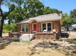 1604 W Royall Blvd, Malakoff, TX 75148