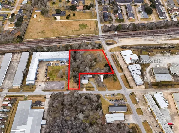 620 Langham Rd, Beaumont, TX 77707