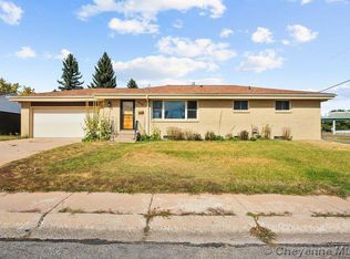 600 Meadowlark Ln, Cheyenne, WY 82009