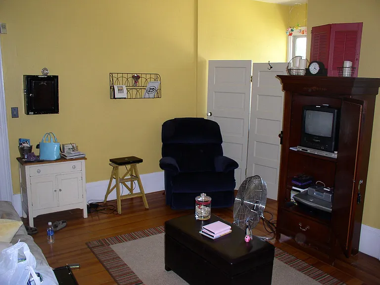 632 N Nevada Ave #6 — Photo 3