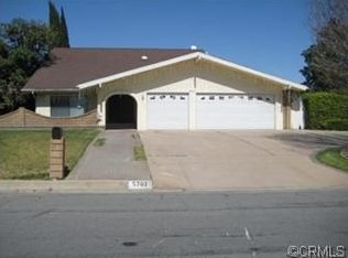 5707 N Sycamore Ave, Rialto, CA 92377