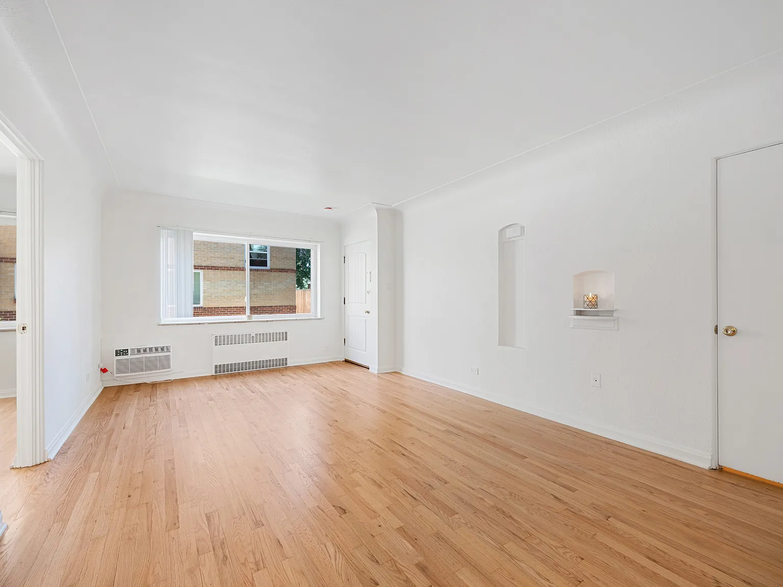 1551 Filbert Ct — Photo 4