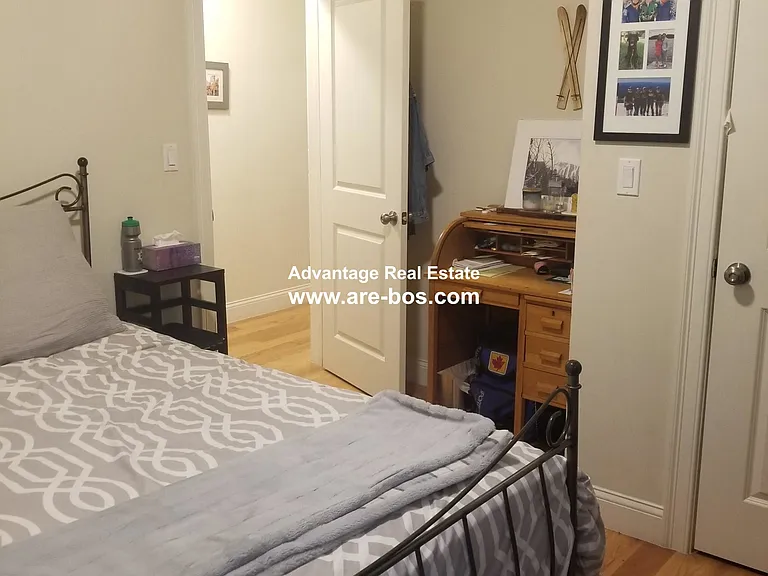 121 Webster Ave #3 — Photo 8