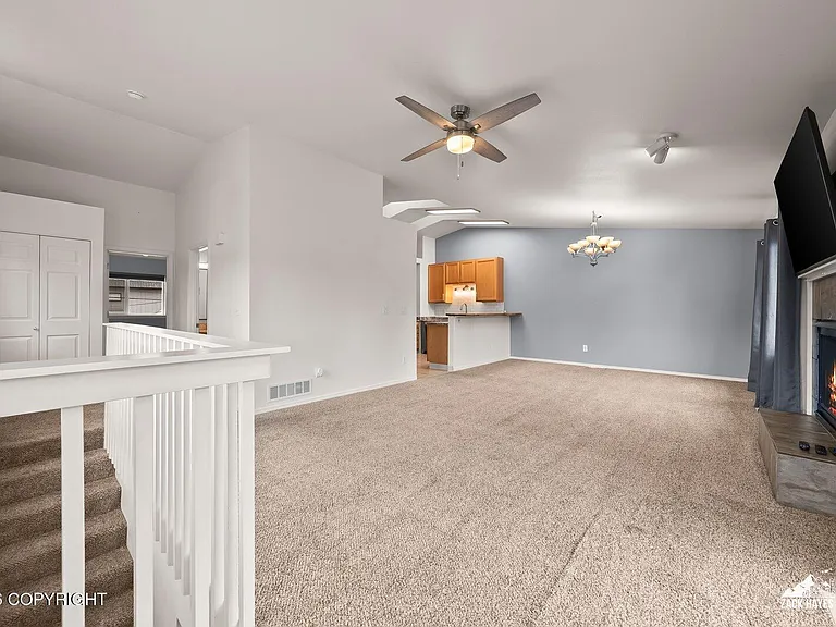 635 Pearl Dr — Photo 7
