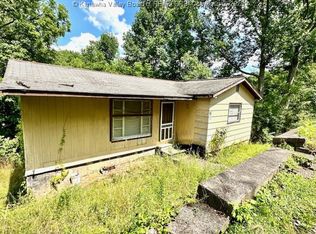 107 Kingsport Rd, South Charleston, WV 25309