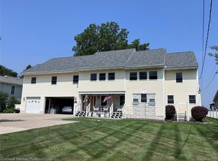39883 Duluth St, Harrison Township, MI 48045