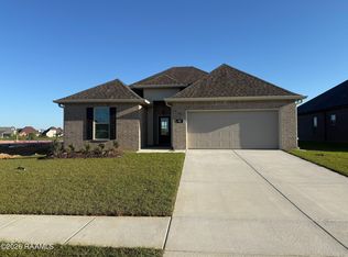 112 Maroon St, Youngsville, LA 70592