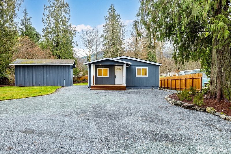 3rd image of 46120 Baker Drive