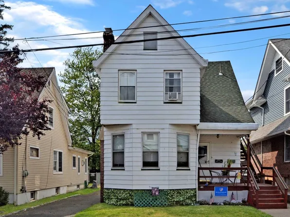 41 Charles St, Totowa, NJ 07512