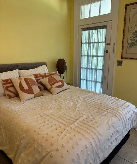2716 Michigan Ave #3 — Photo 5