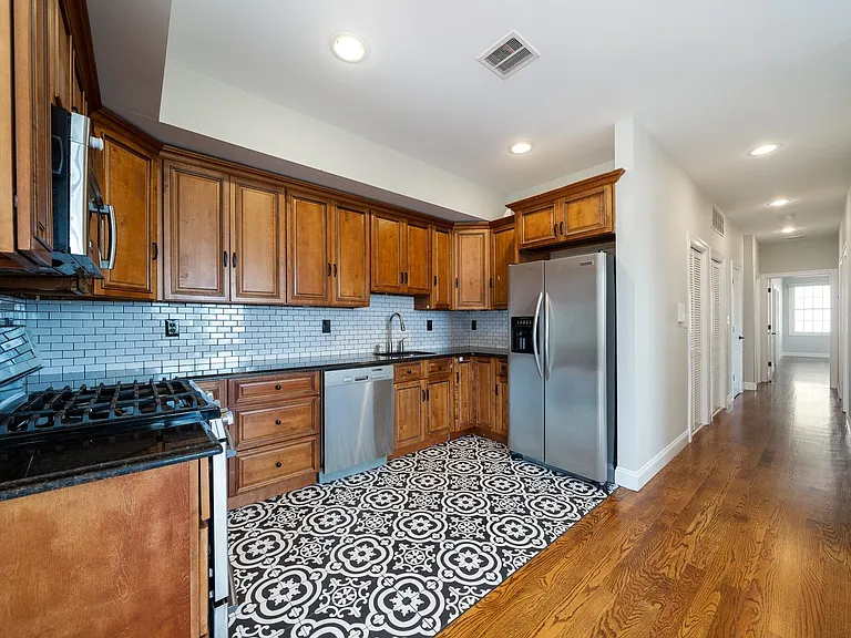 133 Brunswick St #2 — Photo 13