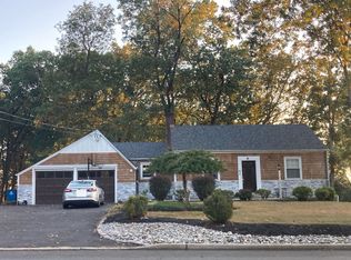 45 Dreahook Rd, Branchburg, NJ 08876