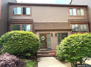 River's Edge, Canton, CT 06019