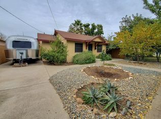 627 N 1st Ave, Oakdale, CA