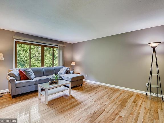 3rd image of 13424 Heather Hills Dr