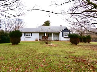 1 Crusius Pl, Colts Neck, NJ 07722