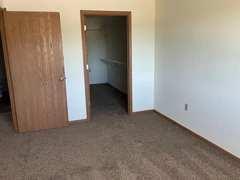 W1083 Lewis Ln — Photo 27