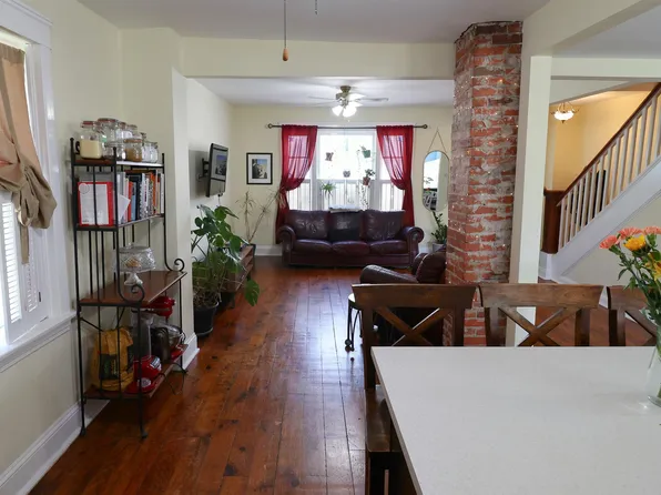 68 Bayfield St, Charlottetown, PE C1A 2G6