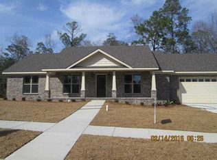 1748 Spanish Trace Dr, Saraland, AL 36571
