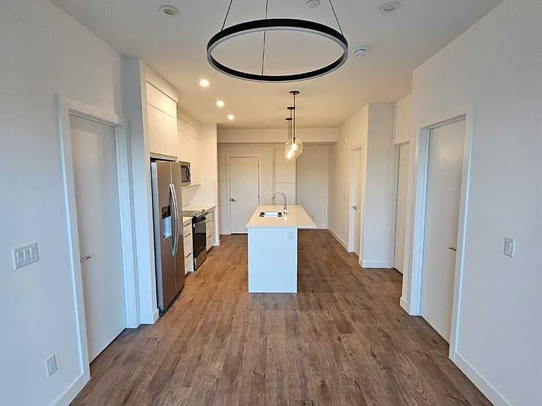 265 Wolf Willow Blvd SE — Photo 5
