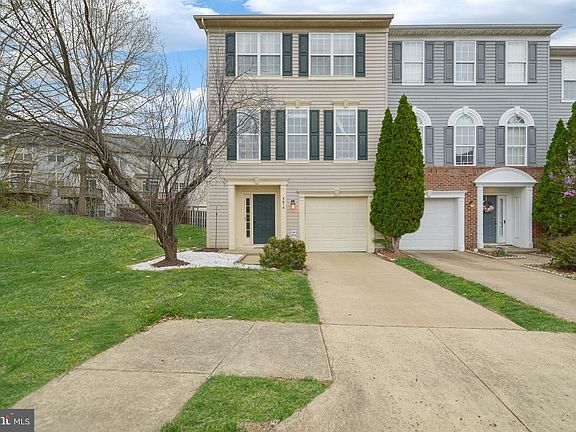 3rd image of 3014 Frankfurt Ct
