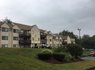 11 Hulbert Rd APT 2, Worcester, MA 01603