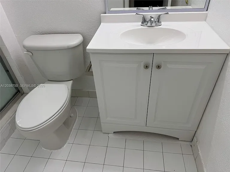 4235 N University Dr #202 — Photo 26