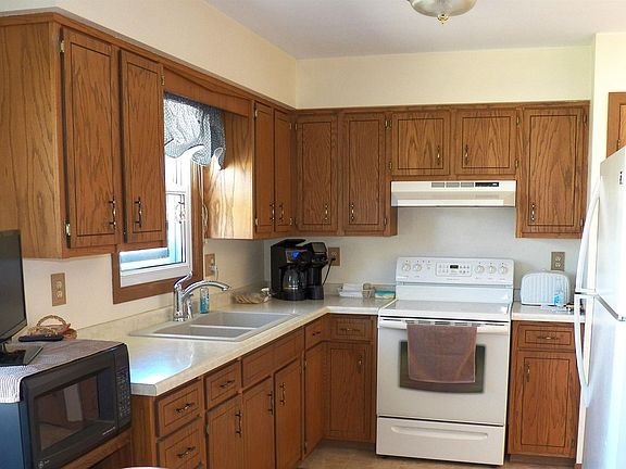 4th image of 941 S 41st St