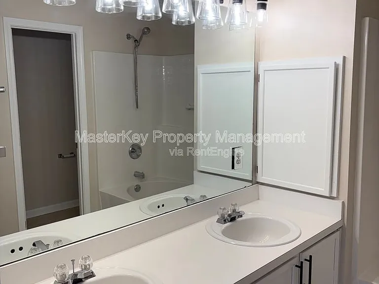 204 Purple Leaf Rd — Photo 9
