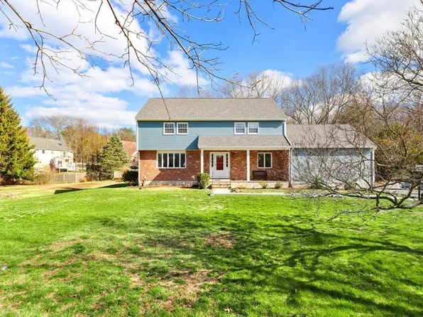 94 Johnson Rd, Winchester, MA 01890