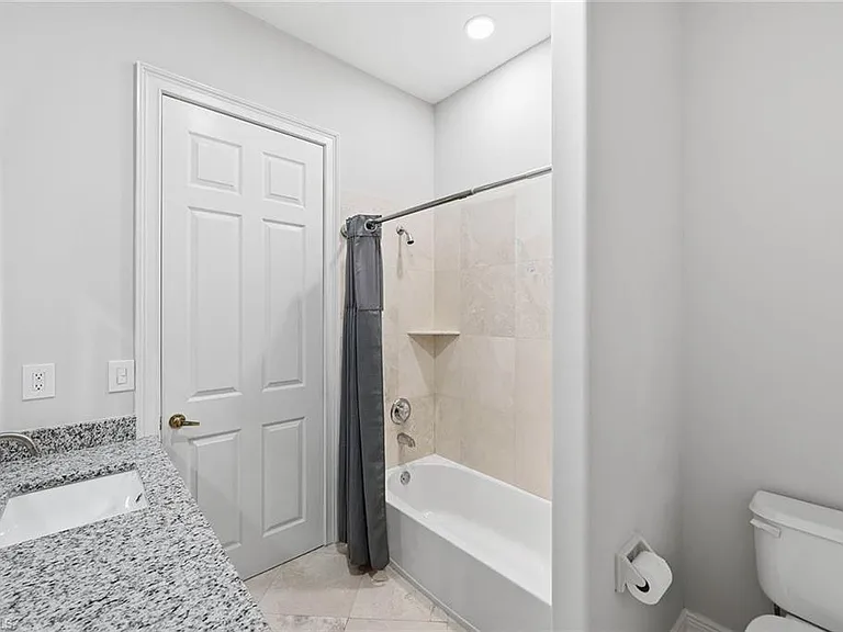 25820 Creekbend Dr — Photo 23