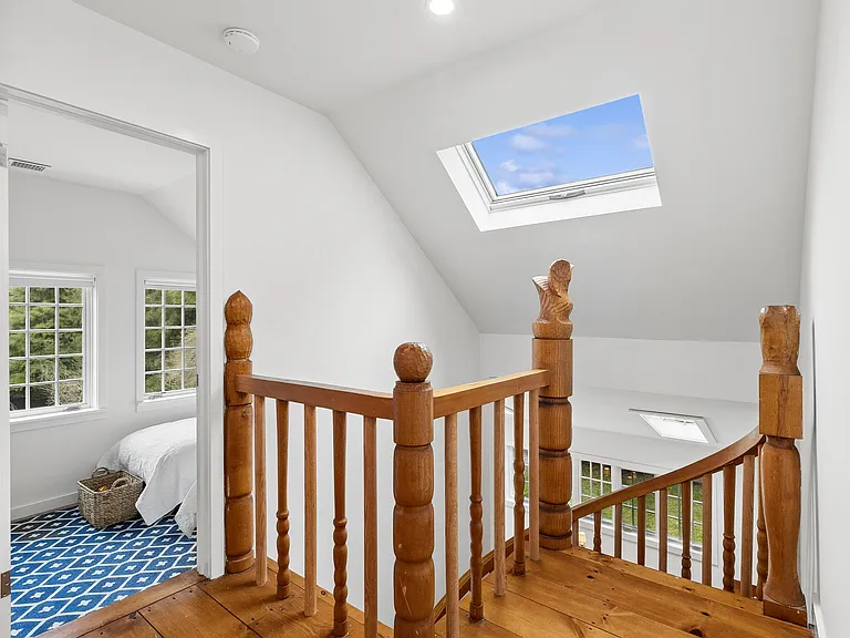 130 Montauk Hwy — Photo 17