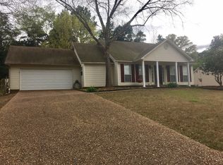 17 Cottonwood Dr, Searcy, AR 72143