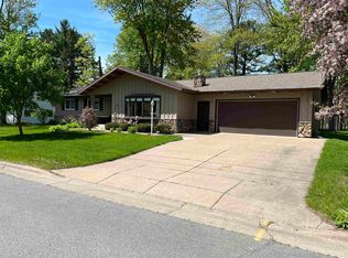 918 Hickory Rd, Wausau, WI 54403