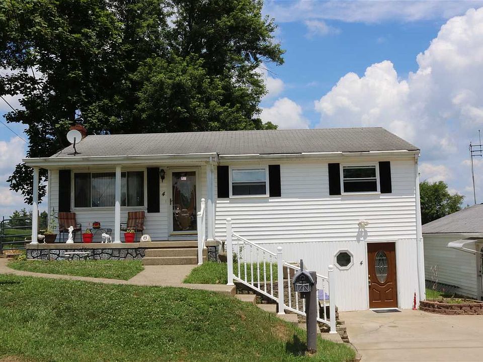 1st image of 4 Sylvan Dr