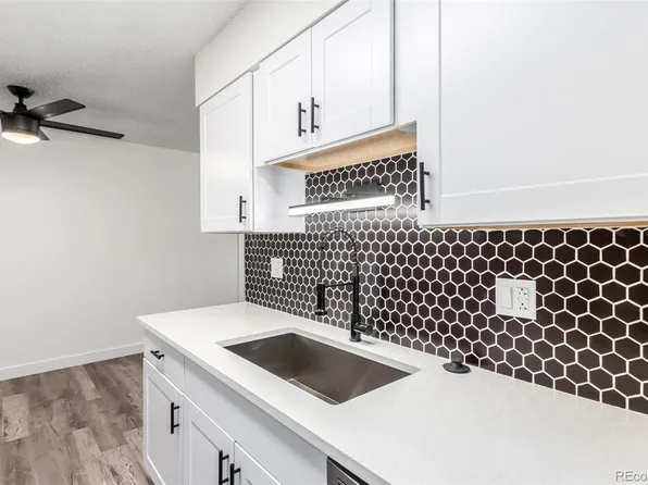 50 E Highline Circle #102, Centennial, CO 80122