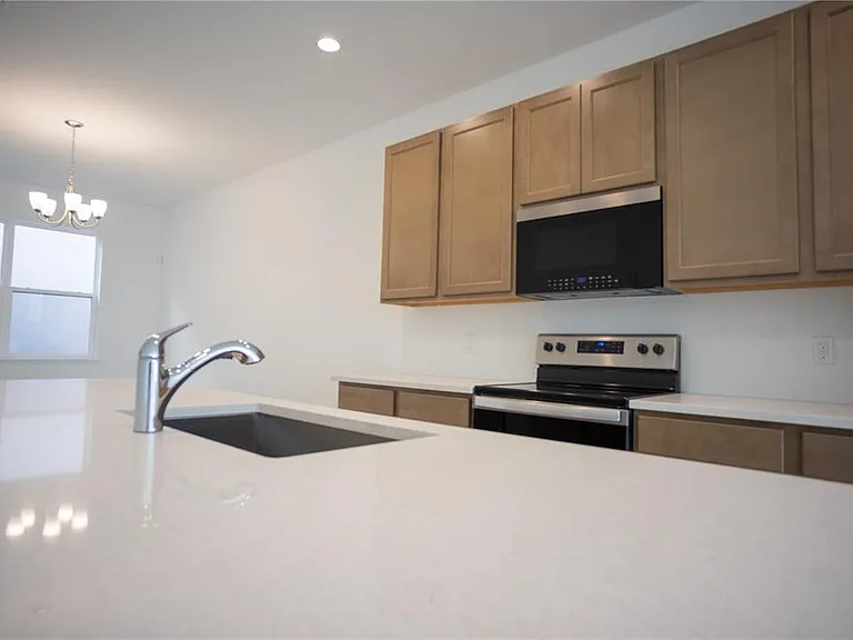 14035 Lochend Way — Photo 4