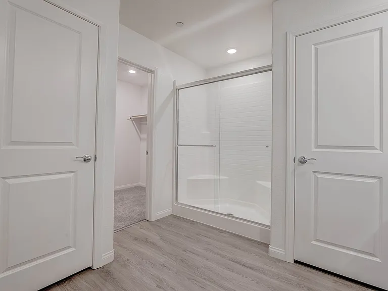 9938 Ullom Dr — Photo 16