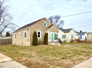 18 S Clark Ave, Somerville, NJ 08876