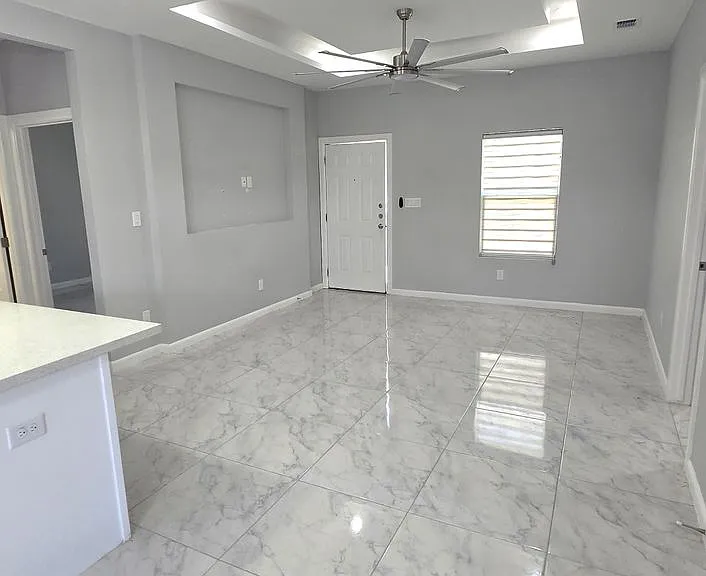 919 N Blair Ave #4 — Photo 4