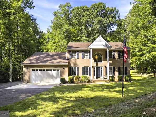 10708 Mystic Point Dr, Fredericksburg, VA 22407