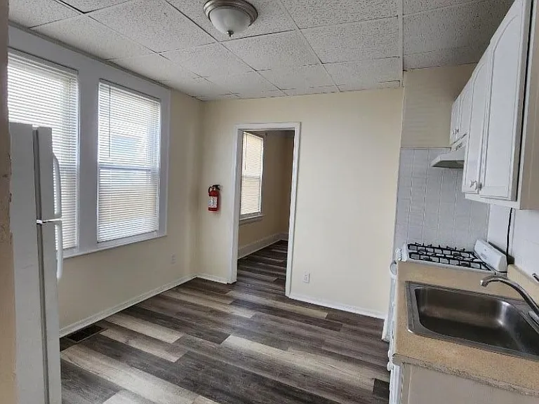 668 Clarkson Ave #1R — Photo 11