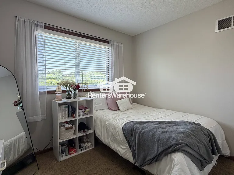 16784 Olivine St NW — Photo 8