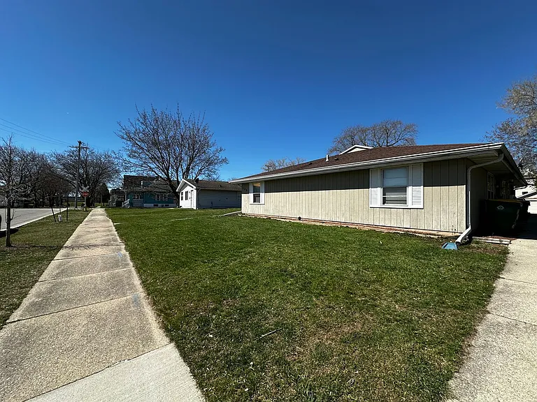 420 S Maple Ave — Photo 15