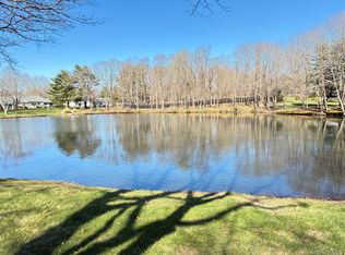 707 Bentley Court, Saint James, NY