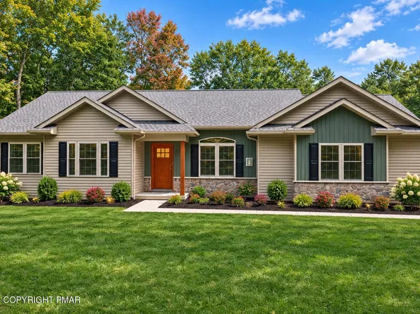 120 Ozark Dr, Effort, PA 18330